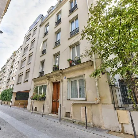 Apartment ** Beautiful Studio - 14th District **